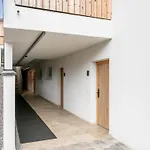 Apart33 2-6 Apartamento