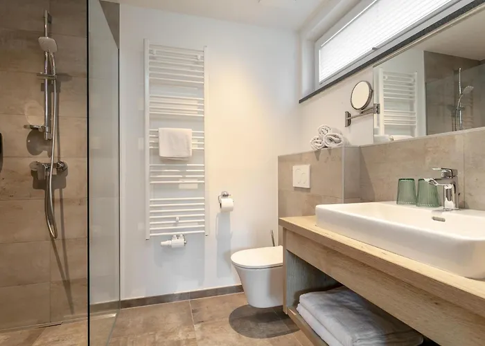 Apart33 2-6 Apartment *